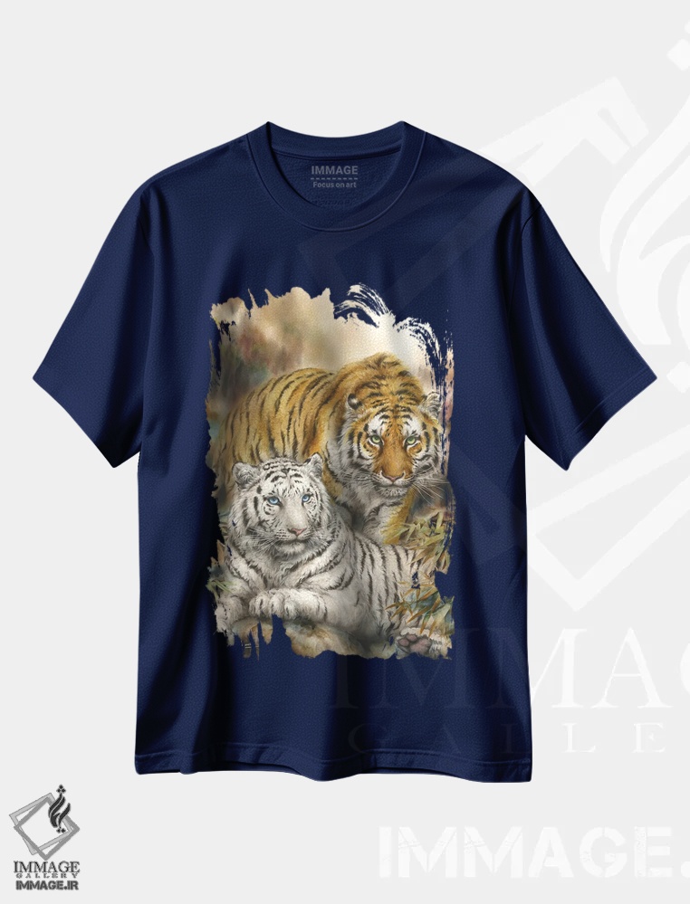 تیشرت سرمه ای طرح دار دل های وحشی اثر کایومی هارای