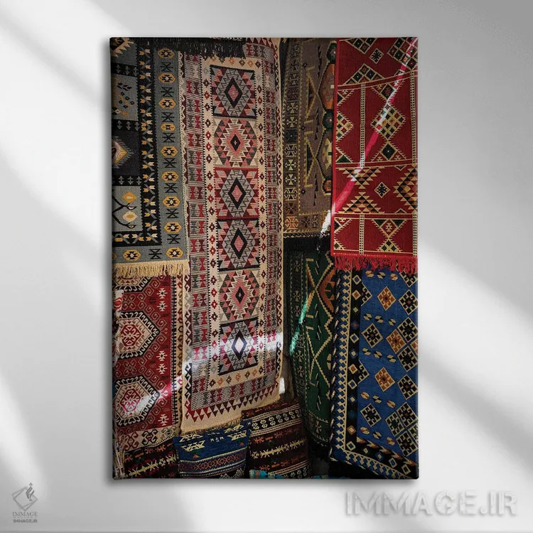 تابلو دکوراتیو گلیم اثر گیلیارد برسسان - نمای روبهرو روی دیوار