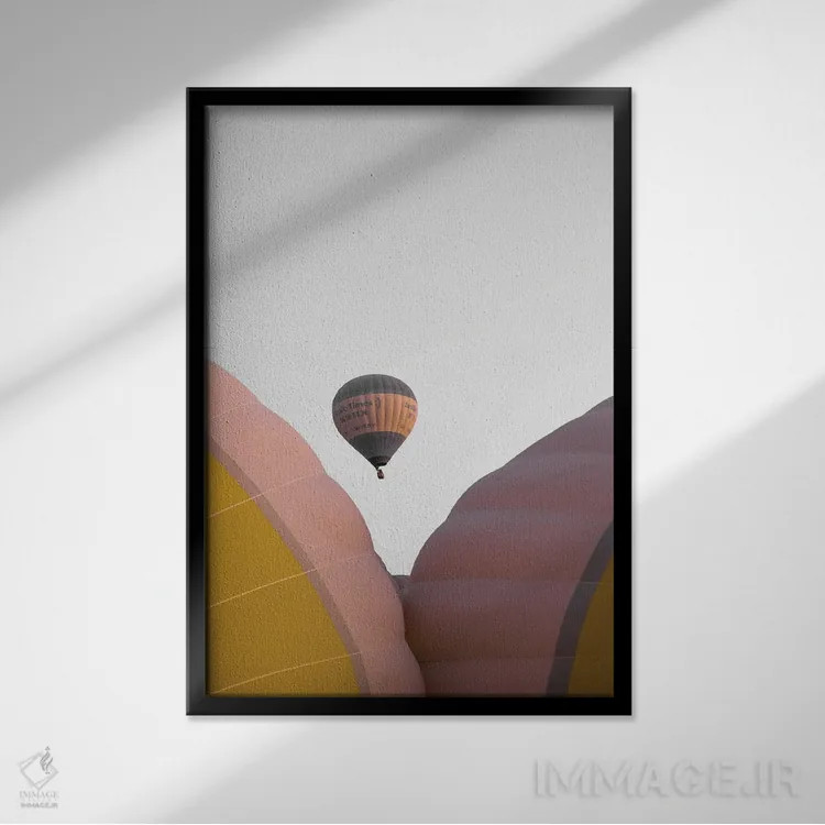 تابلو دکوراتیو بالا رفتن اثر گیلیارد برسسان - نمای قابدار مشکی