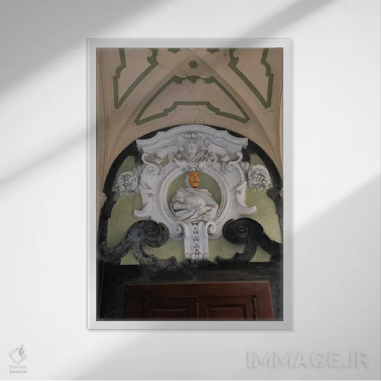 تابلو دکوراتیو دوک قدیمی اثر گیلیارد برسسان - نمای قابدار سفید