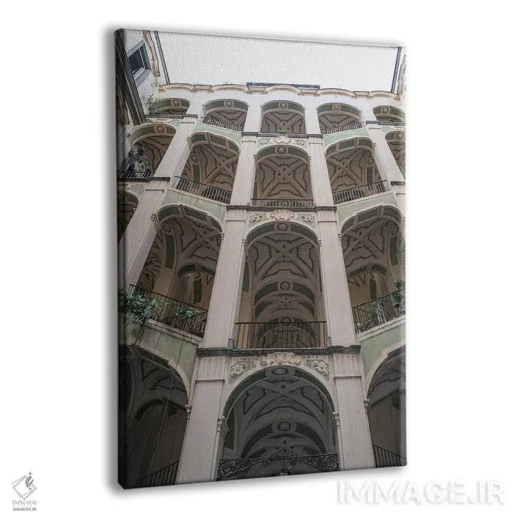 تابلو دکوراتیو کاخ اسپانیایی ناپل اثر گیلیارد برسسان - نمای پرسپکتیو محصول