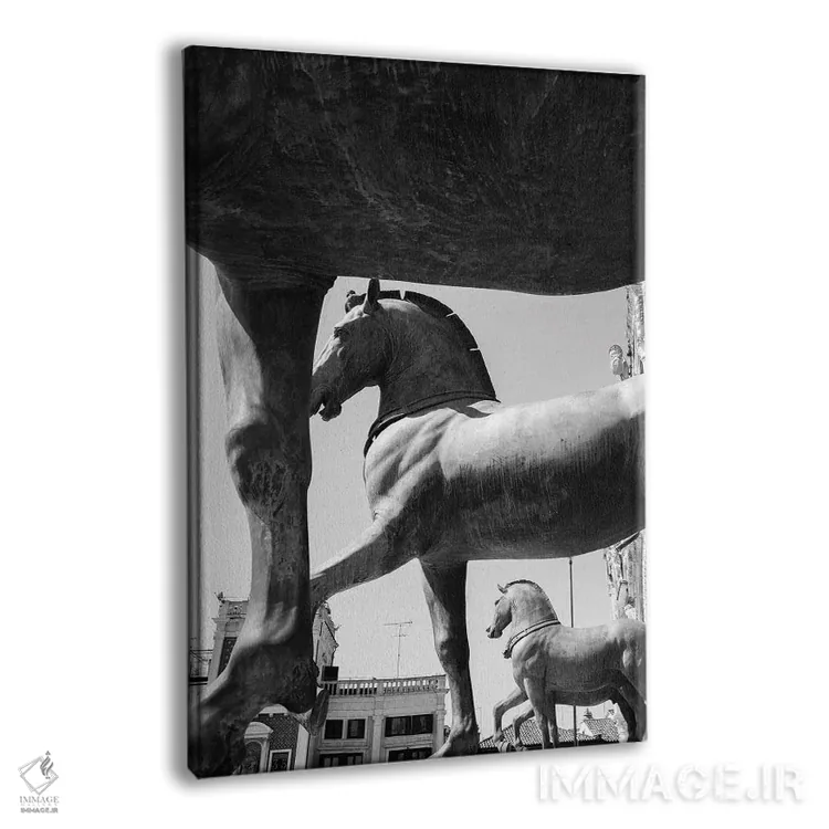 تابلو دکوراتیو ارابه چهار اسب پیروزی اثر گیلیارد برسسان - نمای پرسپکتیو محصول