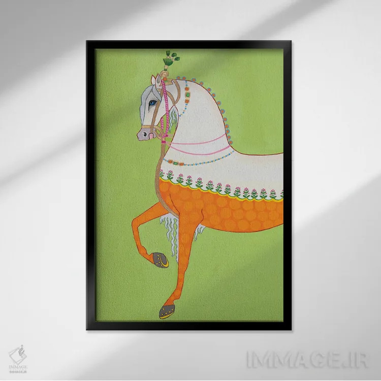 تابلو دکوراتیو اسب هندی سمت چپ اثر گرین ارکید بوتیک - نمای قابدار مشکی