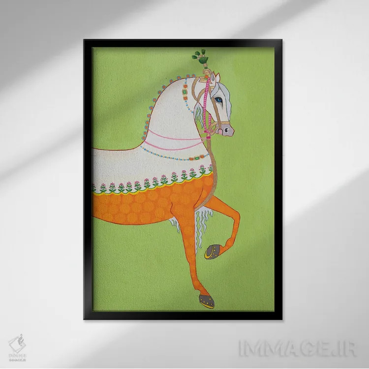 تابلو دکوراتیو اسب هندی سمت راست اثر گرین ارکید بوتیک - نمای قابدار مشکی