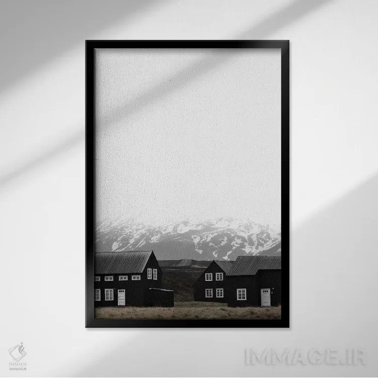 تابلو دکوراتیو خانه های سیاه ایسلند I اثر مونیکا استریگل - نمای قابدار مشکی