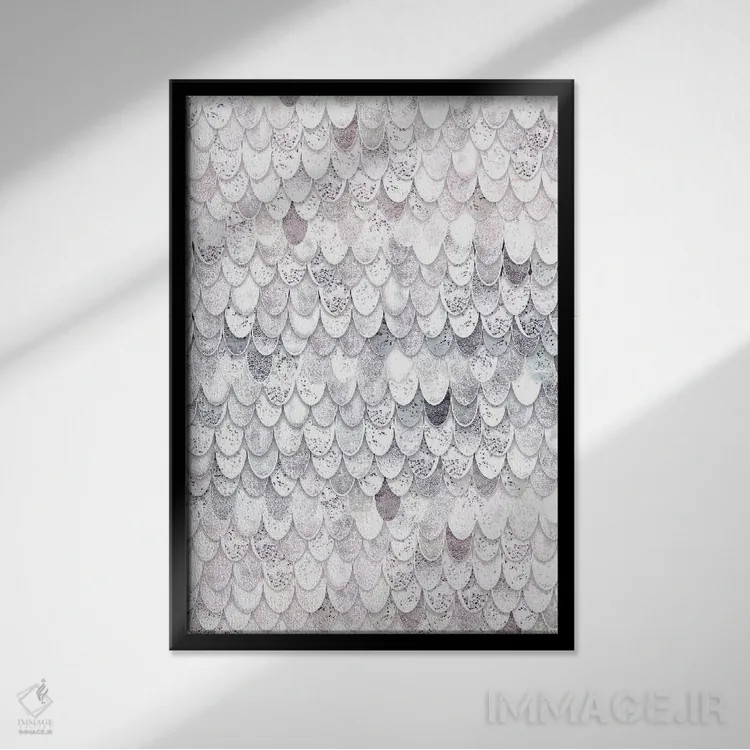 تابلو انتزاعی پری دریایی جادویی سفید اثر مونیکا استریگل - نمای قابدار مشکی