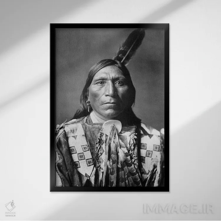 تابلو دکوراتیو C1907,مرد سرخپوست سو ، حدود ۱۹۰۷ اثر ادوارد اس. کرتیس - نمای قابدار مشکی