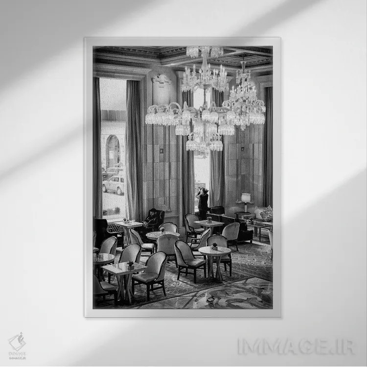 تابلو دکوراتیو عکاسی خیابانی اثر گلاوکو منهالی - نمای قابدار سفید