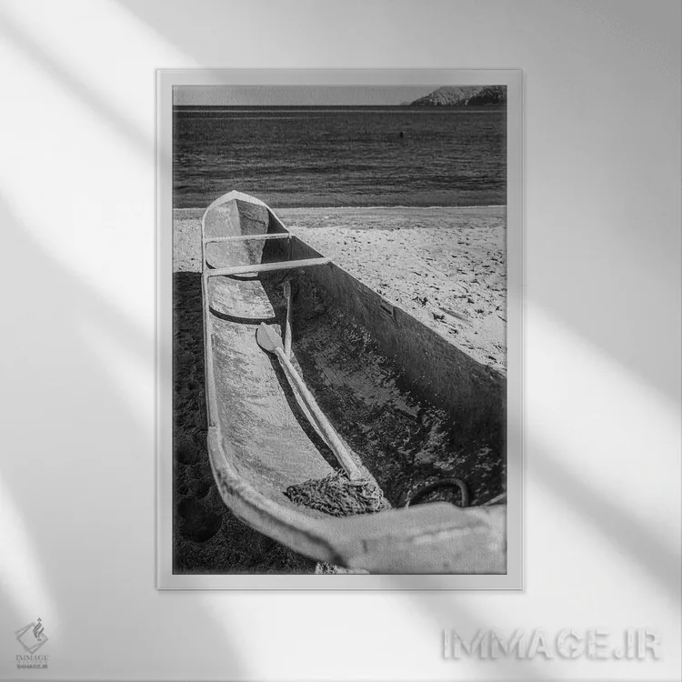 تابلو دکوراتیو هماهنگی اثر گلاوکو منهالی - نمای قابدار سفید
