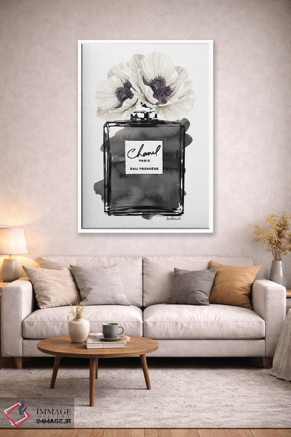 تابلو دکوراتیو Black With Grey & White Poppy,بطری عطر مشکی با شقایق خاک… اثر آماندا گرینوود - D1W