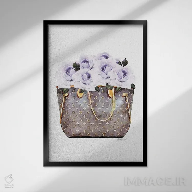 تابلو دکوراتیو کیف قهوه ای پر از رز بنفش اثر آماندا گرینوود - نمای قابدار مشکی