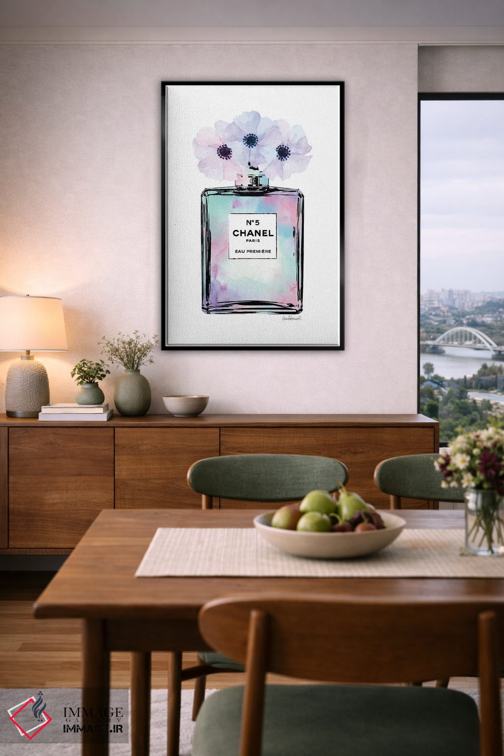 تابلو دکوراتیو Purple And Pink Perfume With Painted Flowers,عطر نعناعی… اثر آماندا گرینوود - D5B