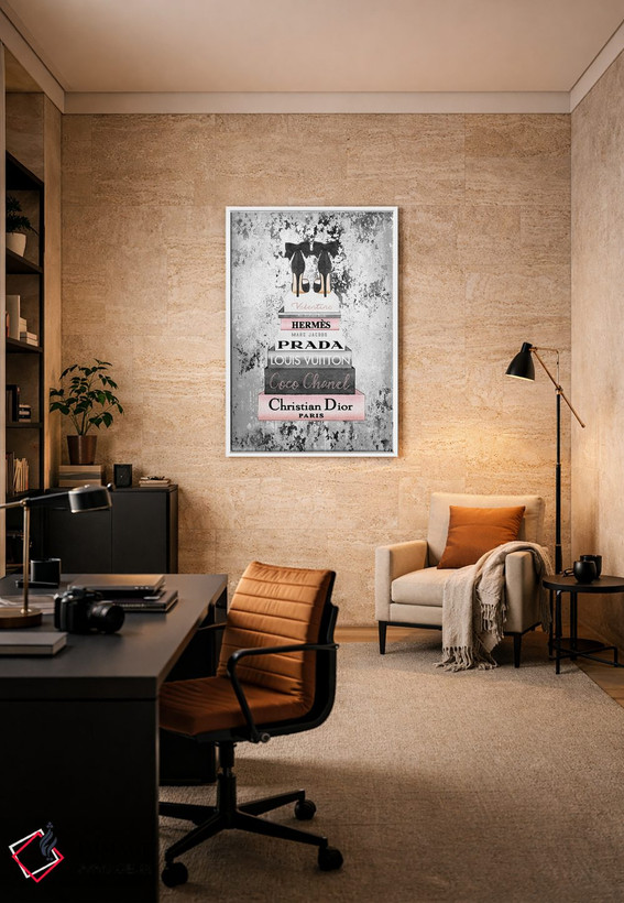 تابلو دکوراتیو Grunge Background,دسته کتاب بلند صورتی و خاکستری با کفش… اثر آماندا گرینوود - D5W
