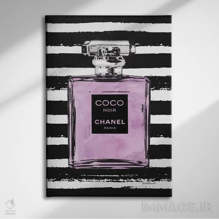 تابلو دکوراتیو عطر بنفش بر روی خطوط مشکی اثر آماندا گرینوود - نمای روبهرو روی دیوار
