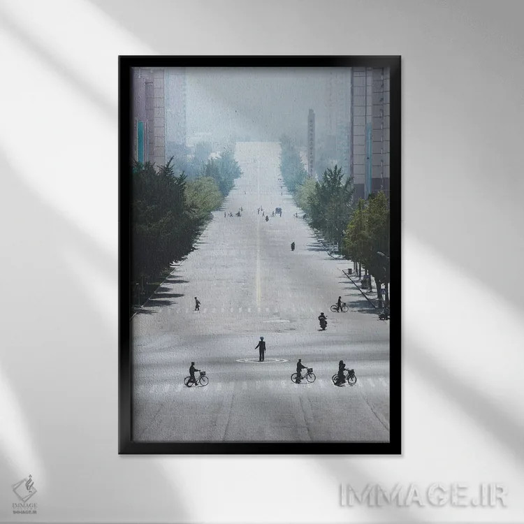 تابلو دکوراتیو کائه سونگ، کره شمالی اثر لوک آنتونی گرم - نمای قابدار مشکی