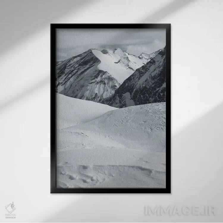تابلو دکوراتیو کوهستان ها ۱۷ اثر سباستین هیلگتاگ - نمای قابدار مشکی