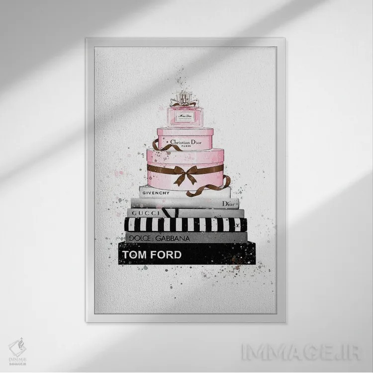 تابلو دکوراتیو کتاب ها، جعبه و عطر اثر هدر گری - نمای قابدار سفید