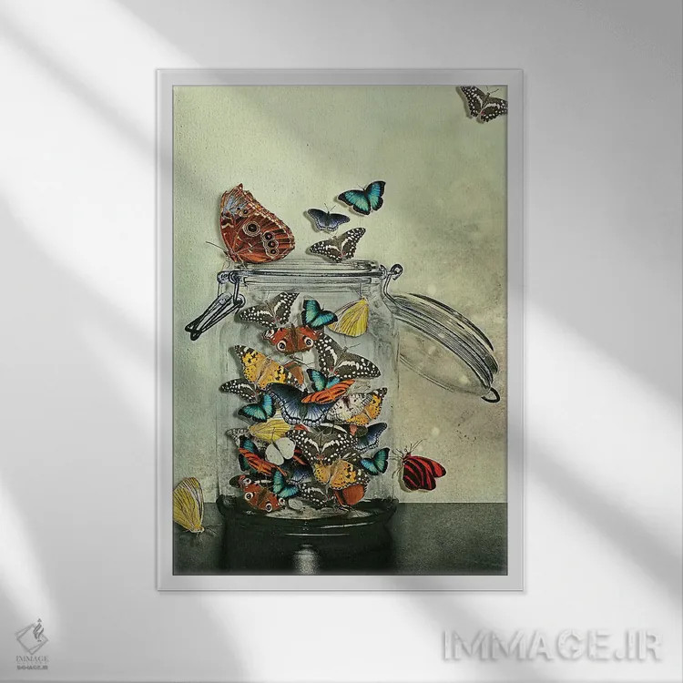 تابلو دکوراتیو آزادی اثر هدر لندیس - نمای قابدار سفید