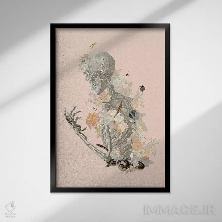 تابلو دکوراتیو خطر غریبه ها اثر هدر لندیس - نمای قابدار مشکی