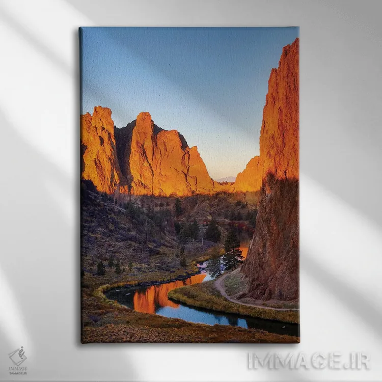 تابلو دکوراتیو Oregon, Bend. Smith Rock State Park, rock and reflections,آم… اثر هولیس لونی - نمای روبهرو روی دیوار