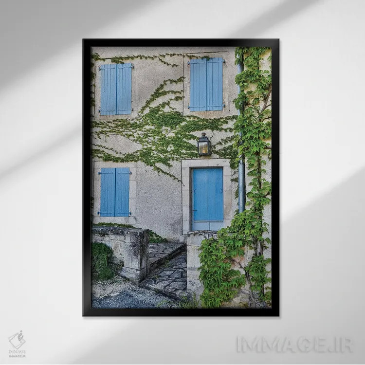 تابلو دکوراتیو Lot River Valley, France,خانه ای با کرکره های آبی، دره رودخا… اثر هولیس لونی - نمای قابدار مشکی