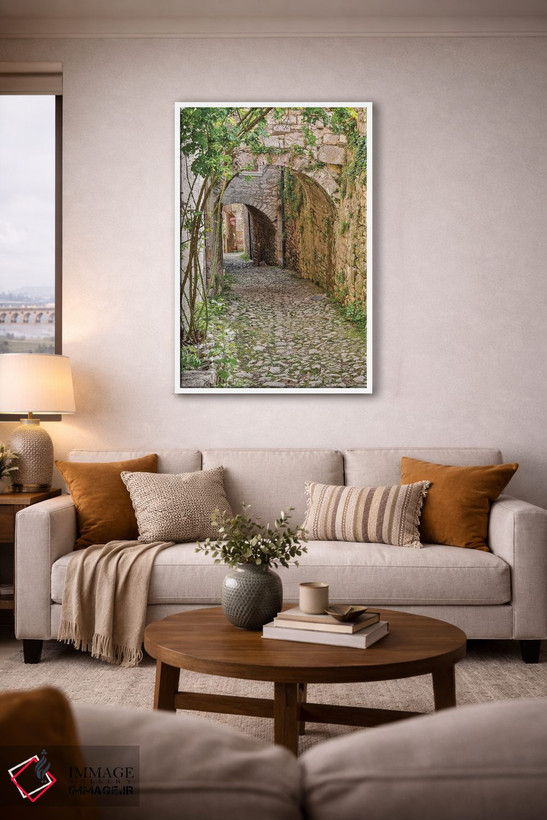 تابلو دکوراتیو Saint-Cirq Lapopie. Tunneled walkway,فرانسه، سنت سیرک لاپوپی… اثر هولیس لونی - D3W