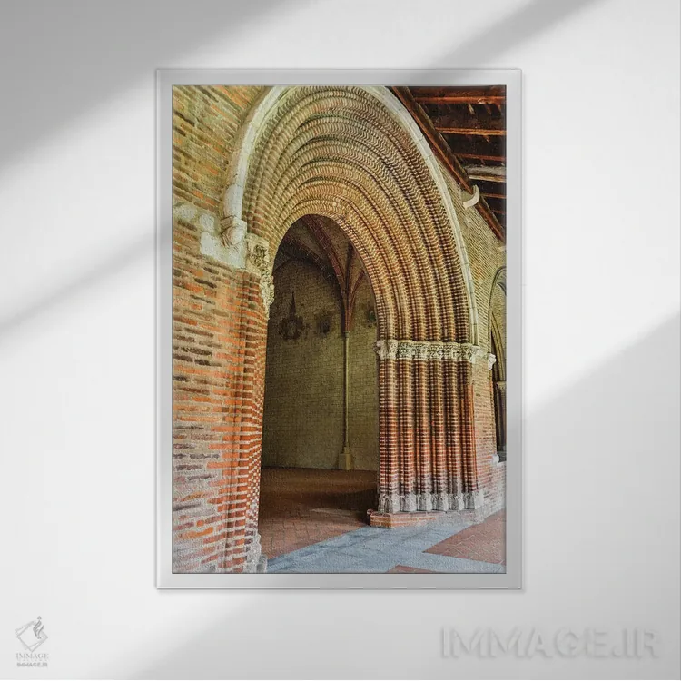 تابلو دکوراتیو Church Of The Jacobins, Toulouse, France,ورودی قوسی به حیاط… اثر هولیس لونی - نمای قابدار سفید