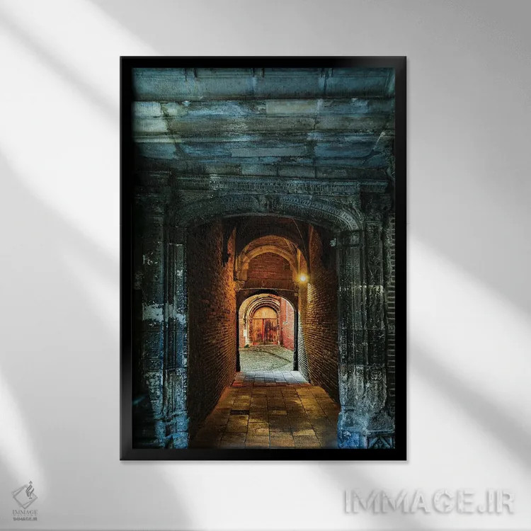 تابلو دکوراتیو Toulouse. Tunnel leading to a courtyard,فرانسه، تولوز، تونل… اثر هولیس لونی - نمای قابدار مشکی