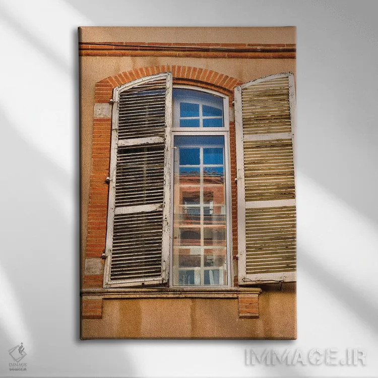 تابلو دکوراتیو Toulouse. Window and shutters in the streets of Toulouse,فرا… اثر هولیس لونی - نمای روبهرو روی دیوار