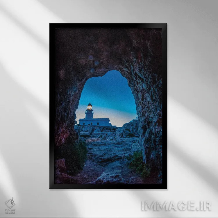تابلو دکوراتیو Menorca, Spain,فانوس دریایی کیپ کاوالریا در طلوع، منورکا، اس… اثر هولیس لونی - نمای قابدار مشکی