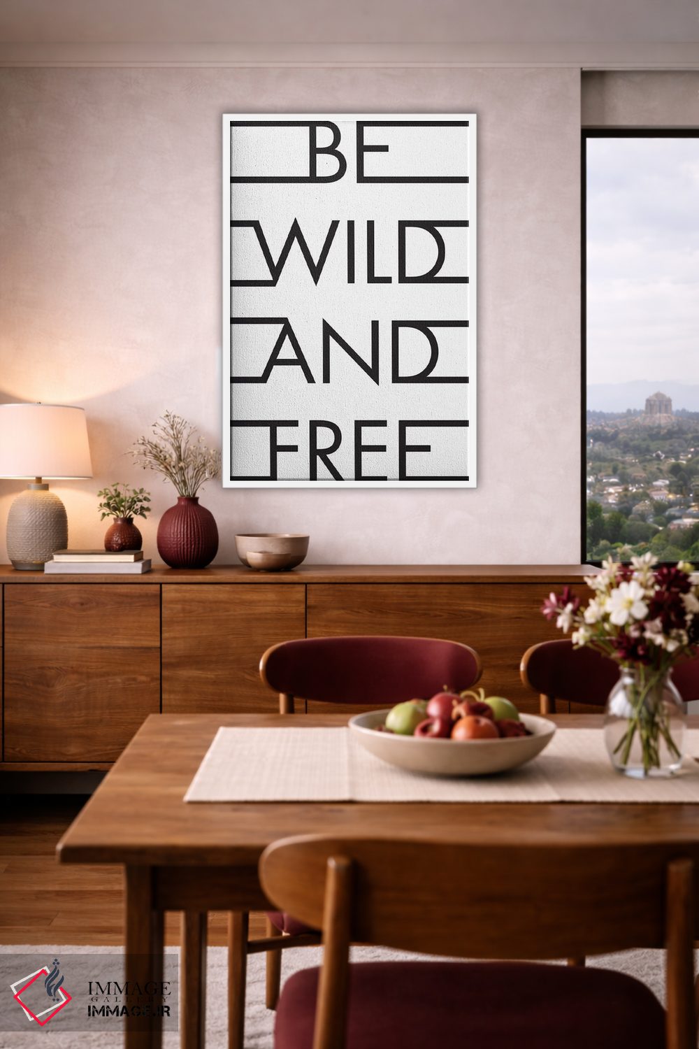 تابلو دکوراتیو وحشی و آزاد باش اثر هانی مون هتل - D4W