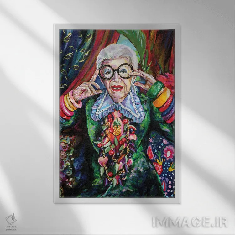 تابلو دکوراتیو زنبق اثر هدر پری - نمای قابدار سفید