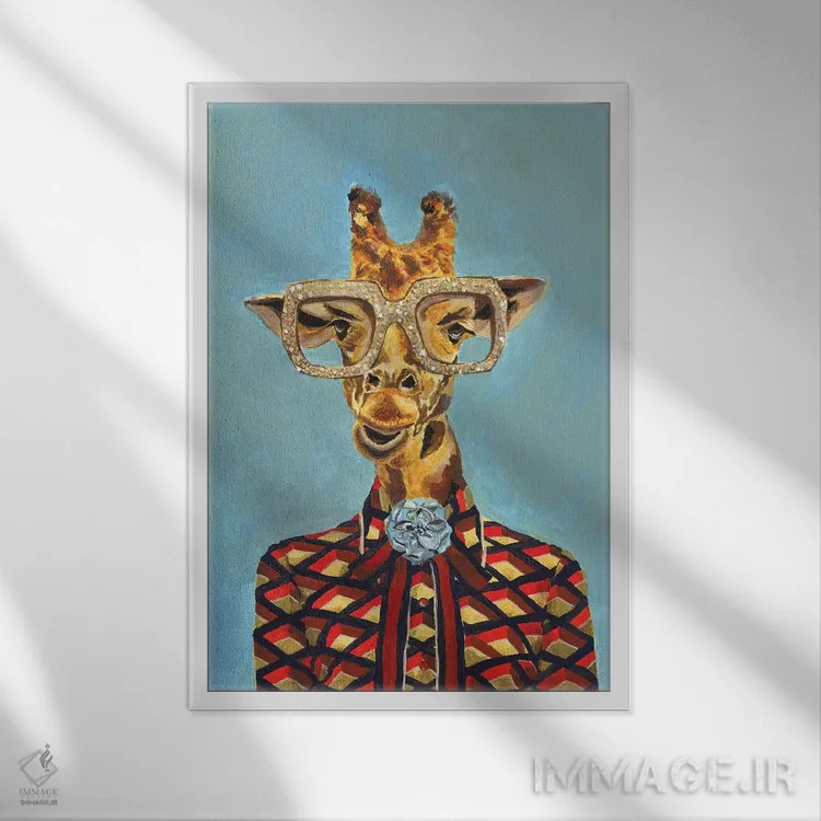 تابلو دکوراتیو زرافه گوچی اثر هدر پری - نمای قابدار سفید