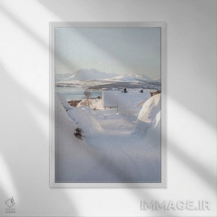 تابلو دکوراتیو خیابان های ترومسو، نروژ اثر هنریکه شنک - نمای قابدار سفید