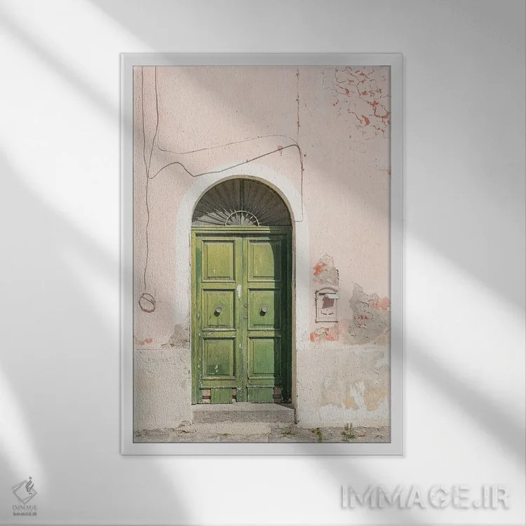 تابلو دکوراتیو درب سبز ایتالیایی اثر هنریکه شنک - نمای قابدار سفید