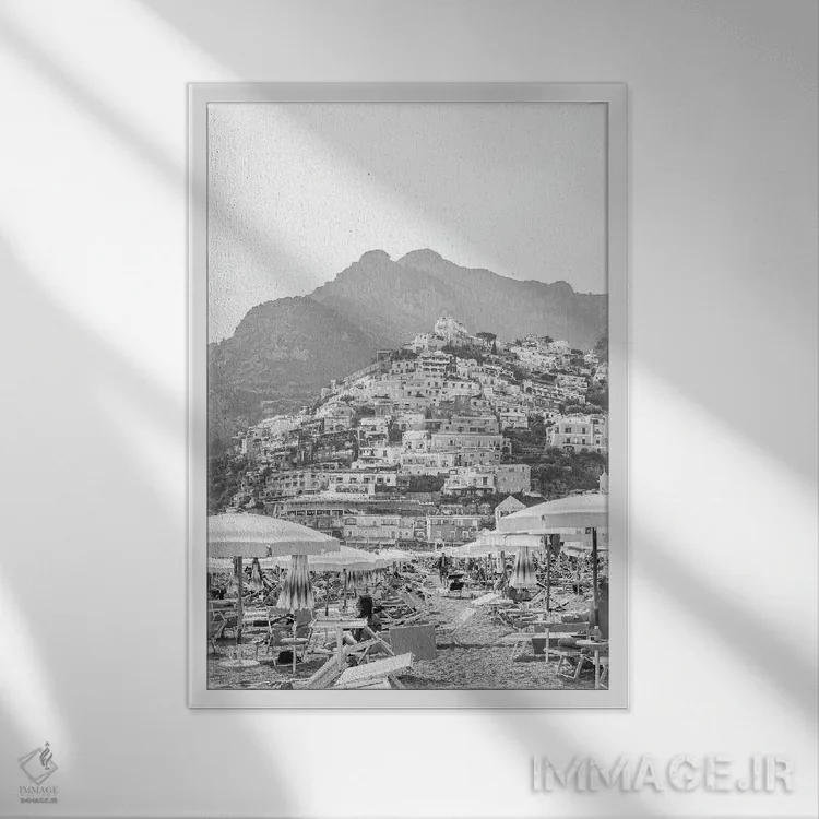 تابلو دکوراتیو روز ساحلی پوزیتانو اثر هنریکه شنک - نمای قابدار سفید