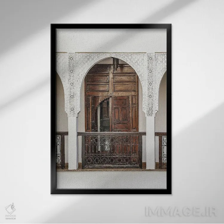 تابلو دکوراتیو درب چوبی قدیمی در مراکش اثر هنریکه شنک - نمای قابدار مشکی