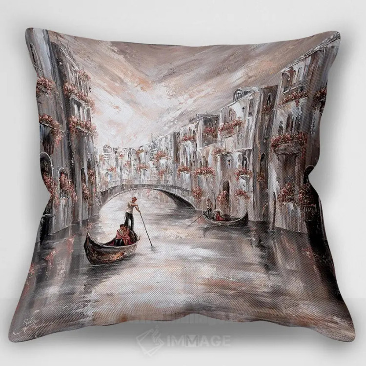 تصویر کاور کوسن «Venice Charm,ستایششده، جذابیت ونیز»، با طرح از طریق آب، با سبک نقاشی روغنی، اثر ایزابیلا کارولِویچ