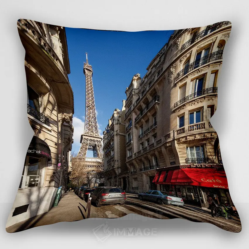 کاور کوسن «Paris, France,خیابان بوئنوس آیرس با چشم‌انداز برج ایفل، پاریس، فرانسه»، با سبک عکاسی، با رنگ‌های غالب آبی و کرم، اثر یان بکه